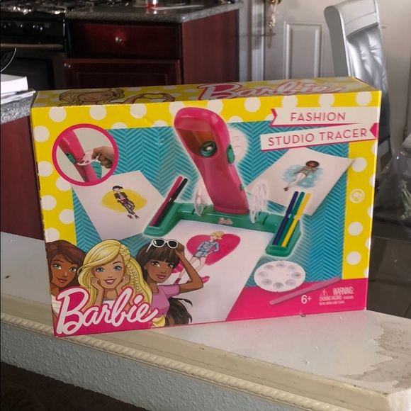 barbie fashion studio tracer